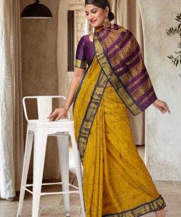 Woven with Tradition: Gadowal Siko Loom Silk Cotton Saree