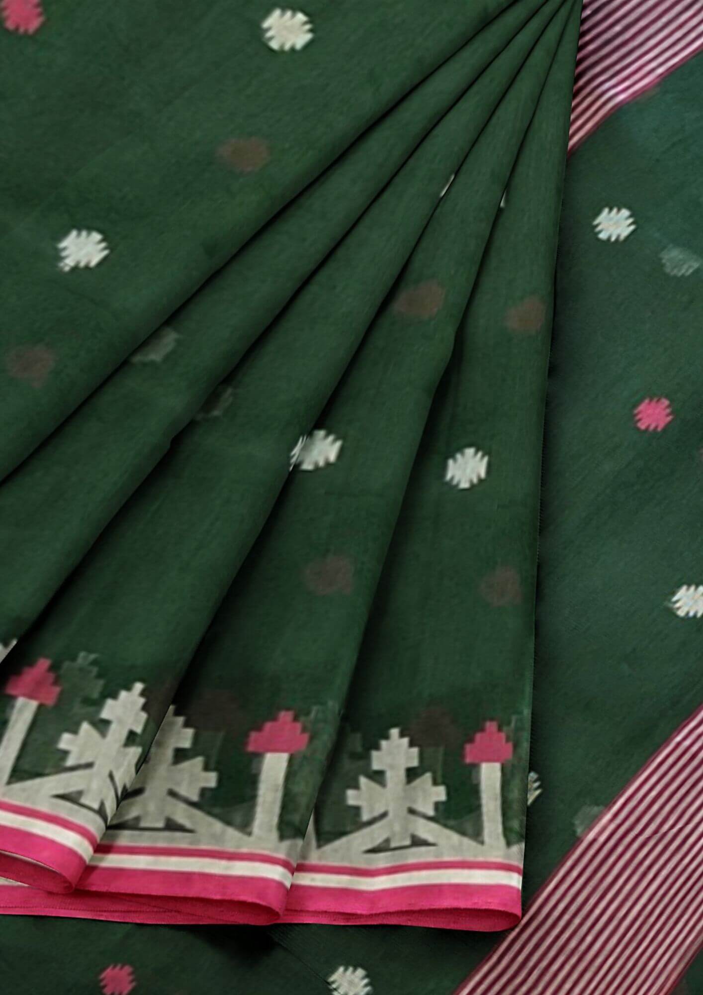 Hand woven Jamdani cotton silk saree in dark green colour ,give description for website