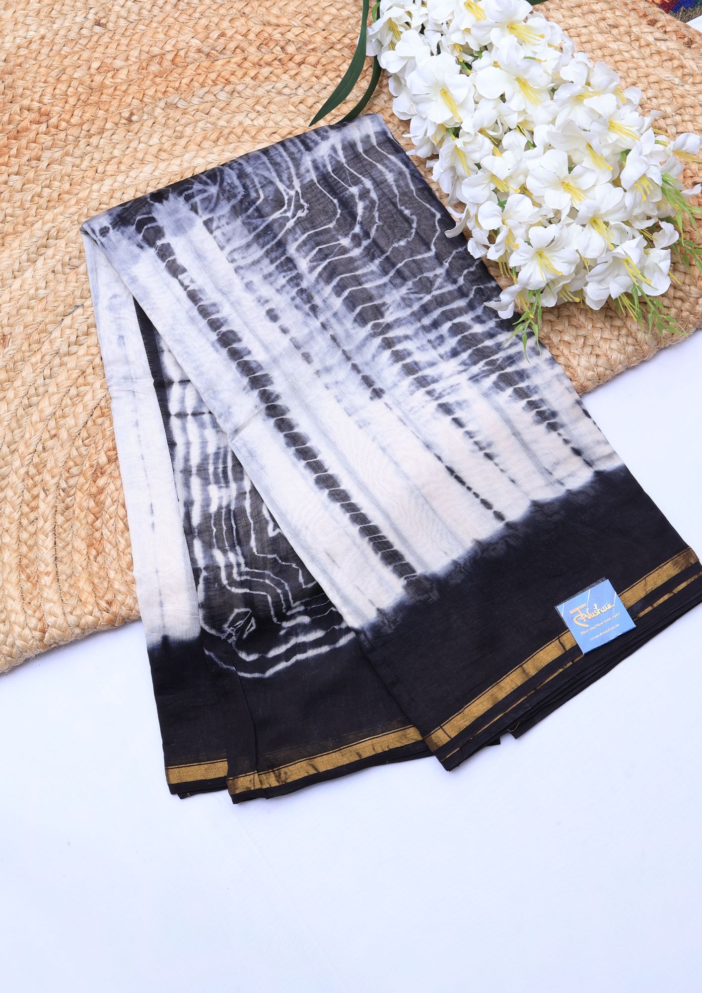 Elegant Simplicity: Black & White Chanderi Saree