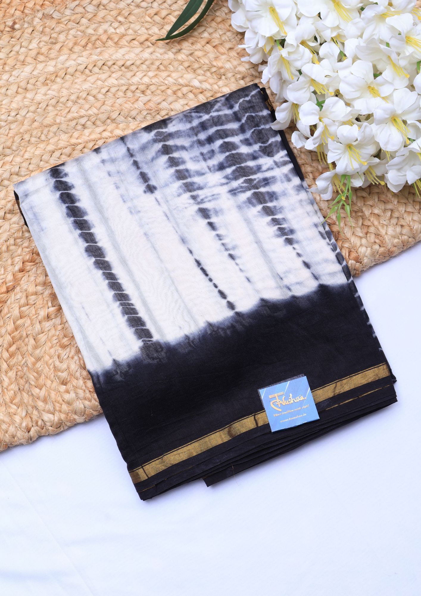 Elegant Simplicity: Black & White Chanderi Saree