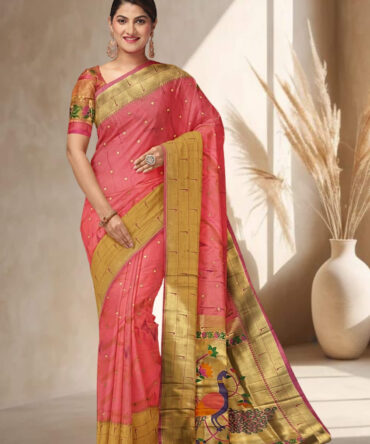 Dual-Tone Pink Katan Silk Saree with Peacock Paithani Aanchal: A Weaver's Masterpiece