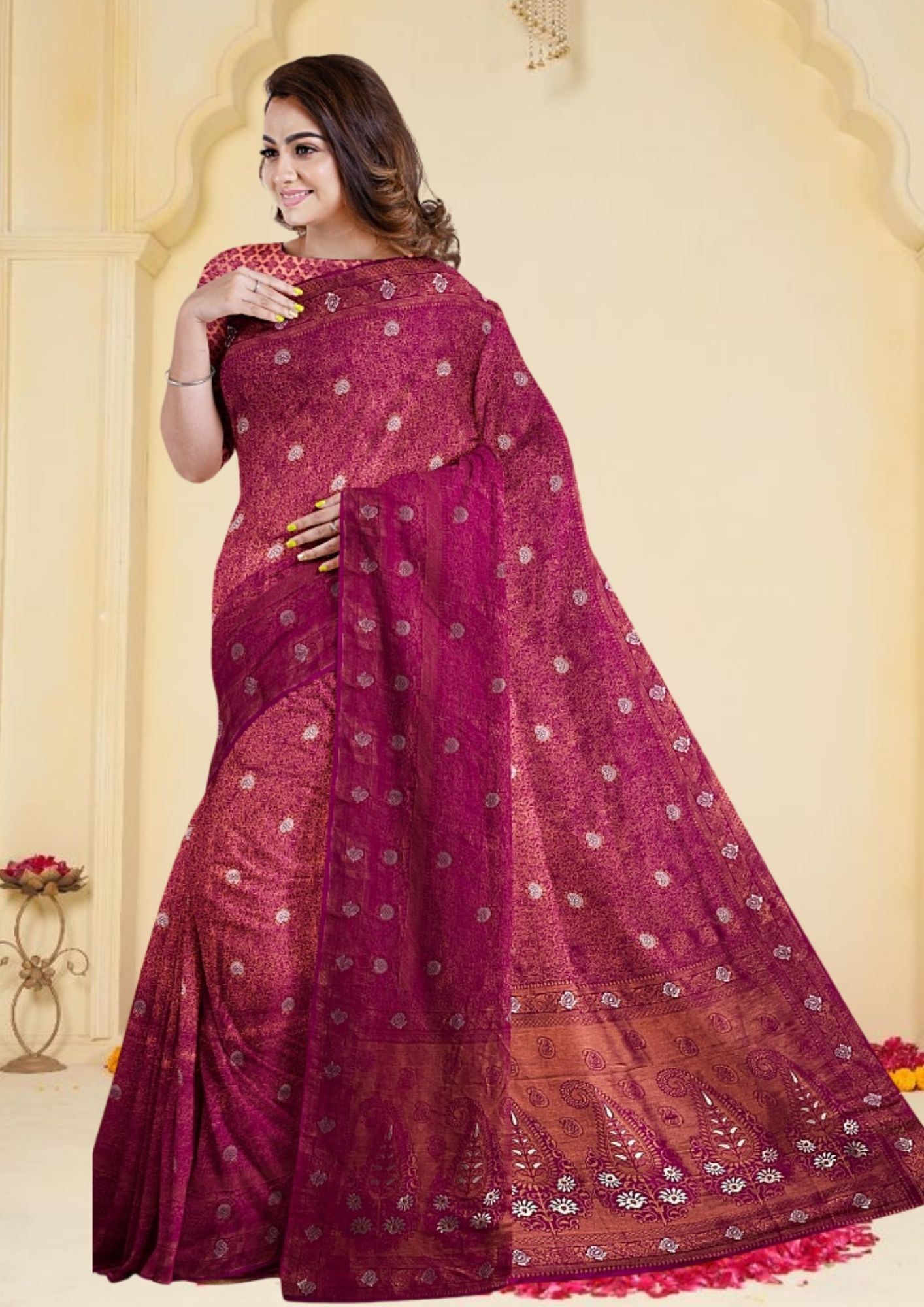 Magenta & Gold Banarasi Saree with Zari Buti: A Celebration of Opulence