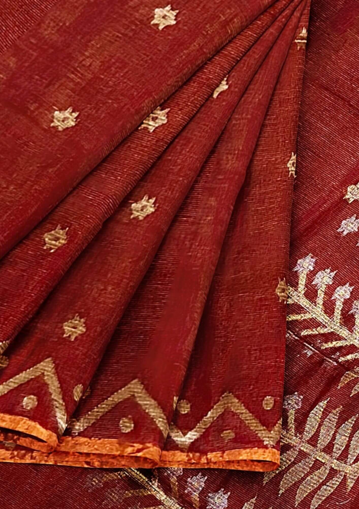 Rust Metallic Mashup Linen Saree with Jamdani Weave: A Symphony of Tradition and Modernity