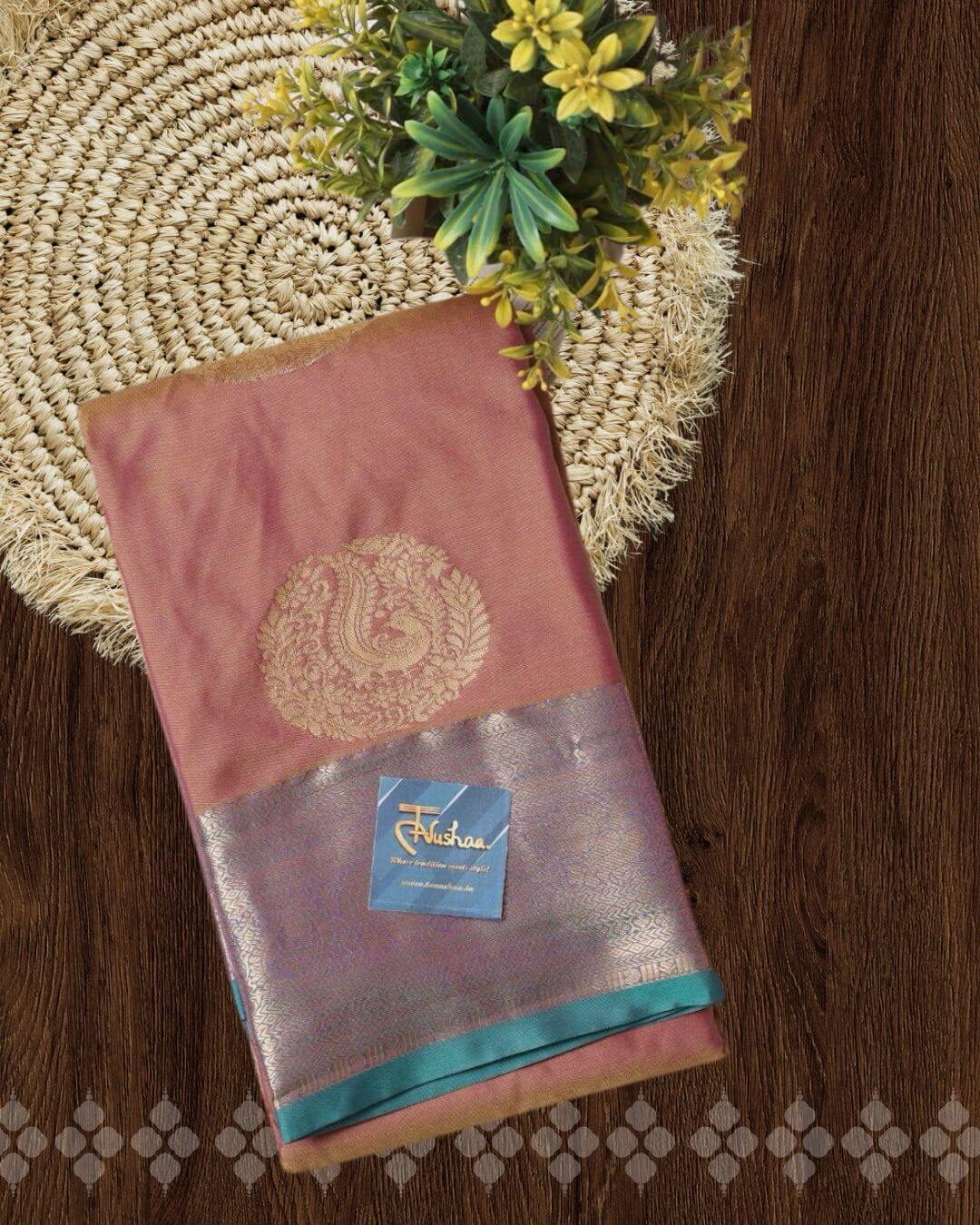 A Weave of Royal Splendor : Handwoven Kanchipuram Silk