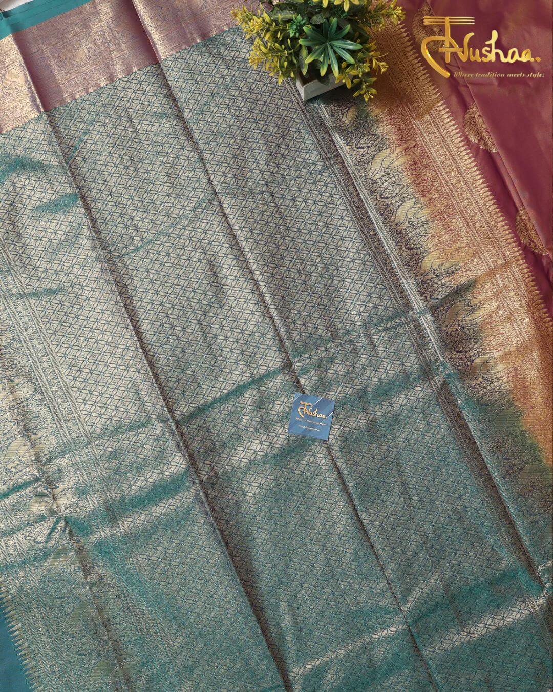 A Weave of Royal Splendor : Handwoven Kanchipuram Silk
