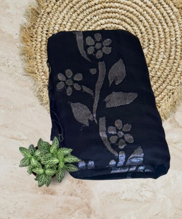 Timeless Allure: Handwoven Black Zari Leaf Matka Jamdani Saree