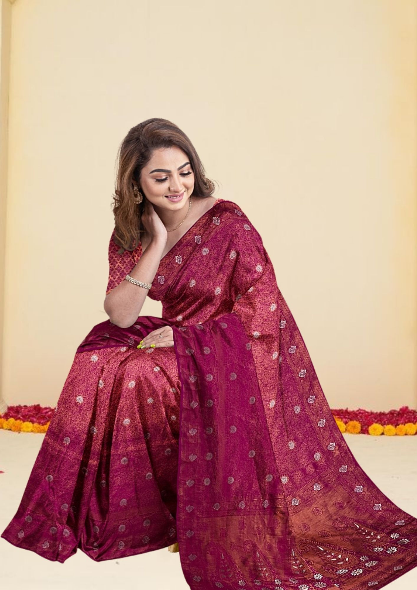 Magenta & Gold Banarasi Saree with Zari Buti: A Celebration of Opulence