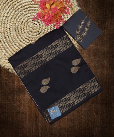 Black Kanjivaram Silk Saree: The Epitome of Elegance and Opulence