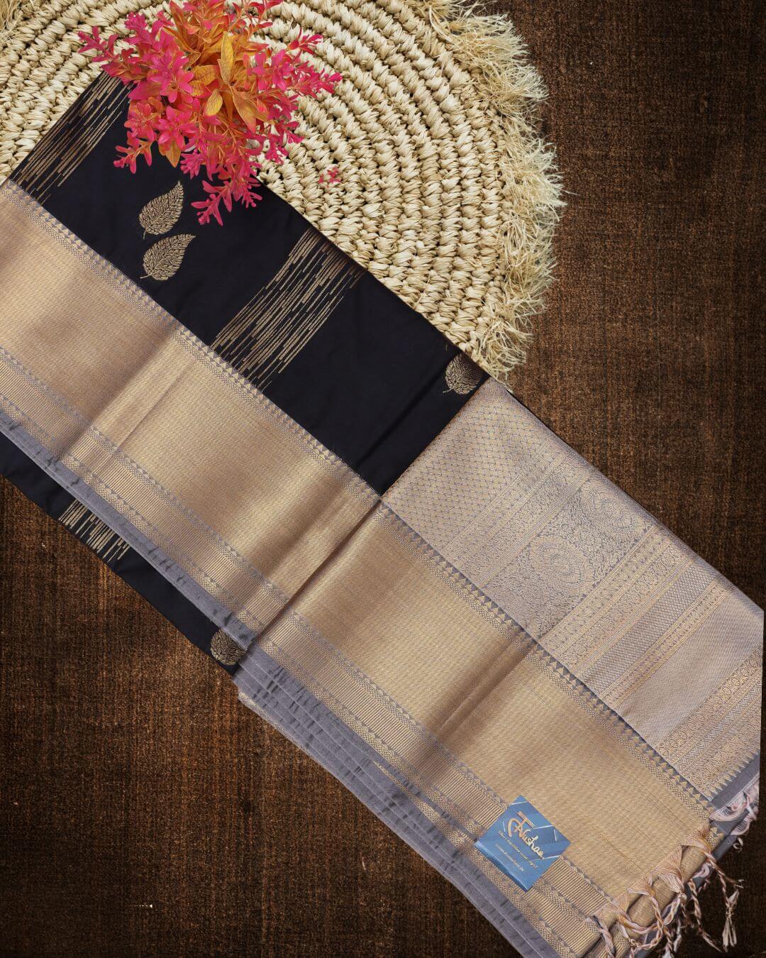 Black Kanjivaram Silk Saree: The Epitome of Elegance and Opulence