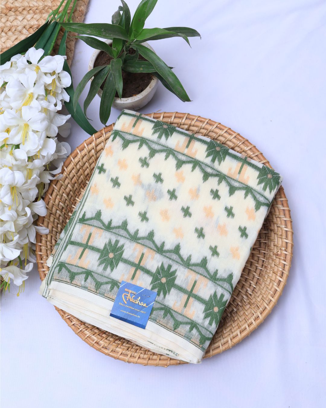 Cotton Saree in Cream & Leaf Green