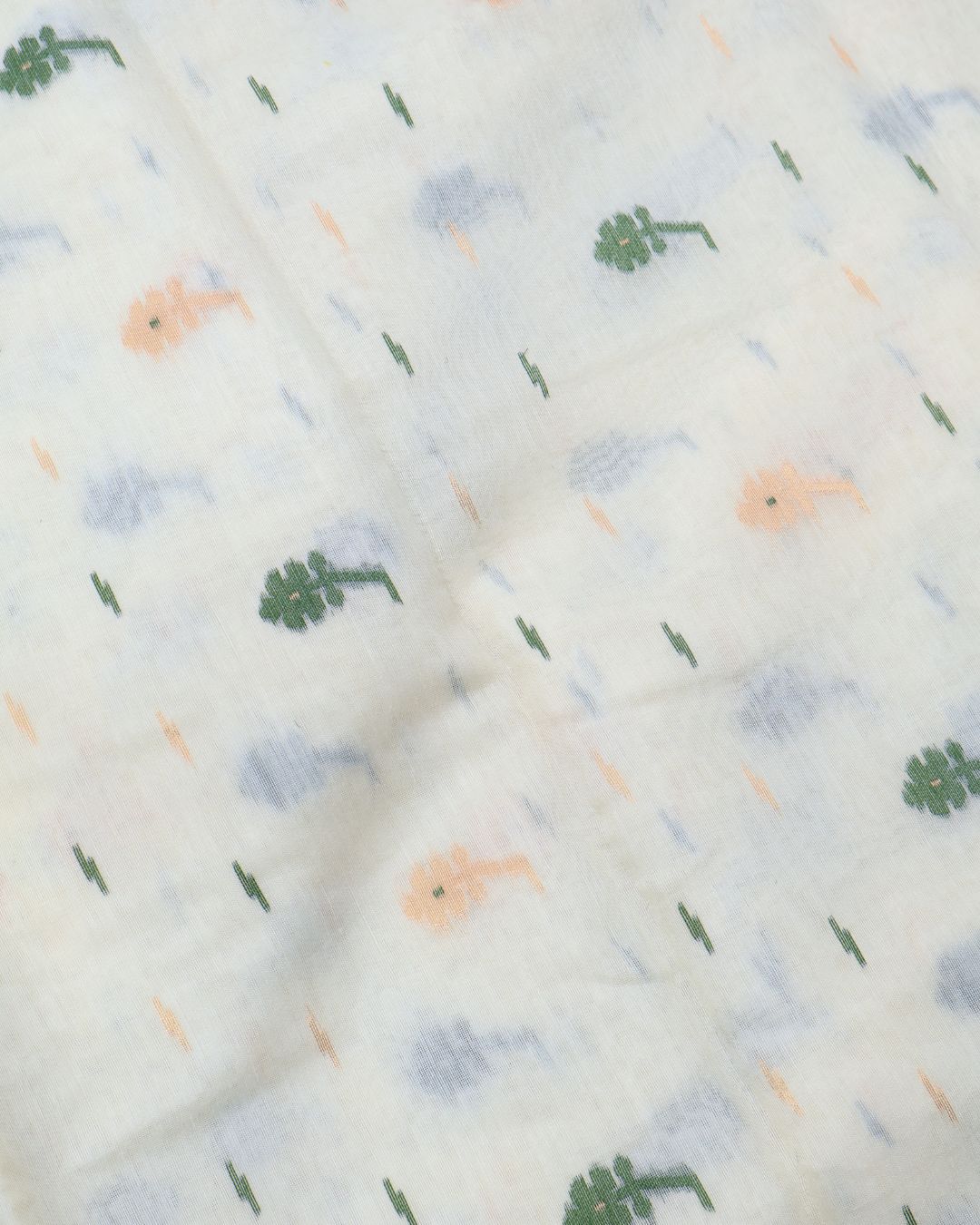 Cotton Saree in Cream & Leaf Green - Image 3