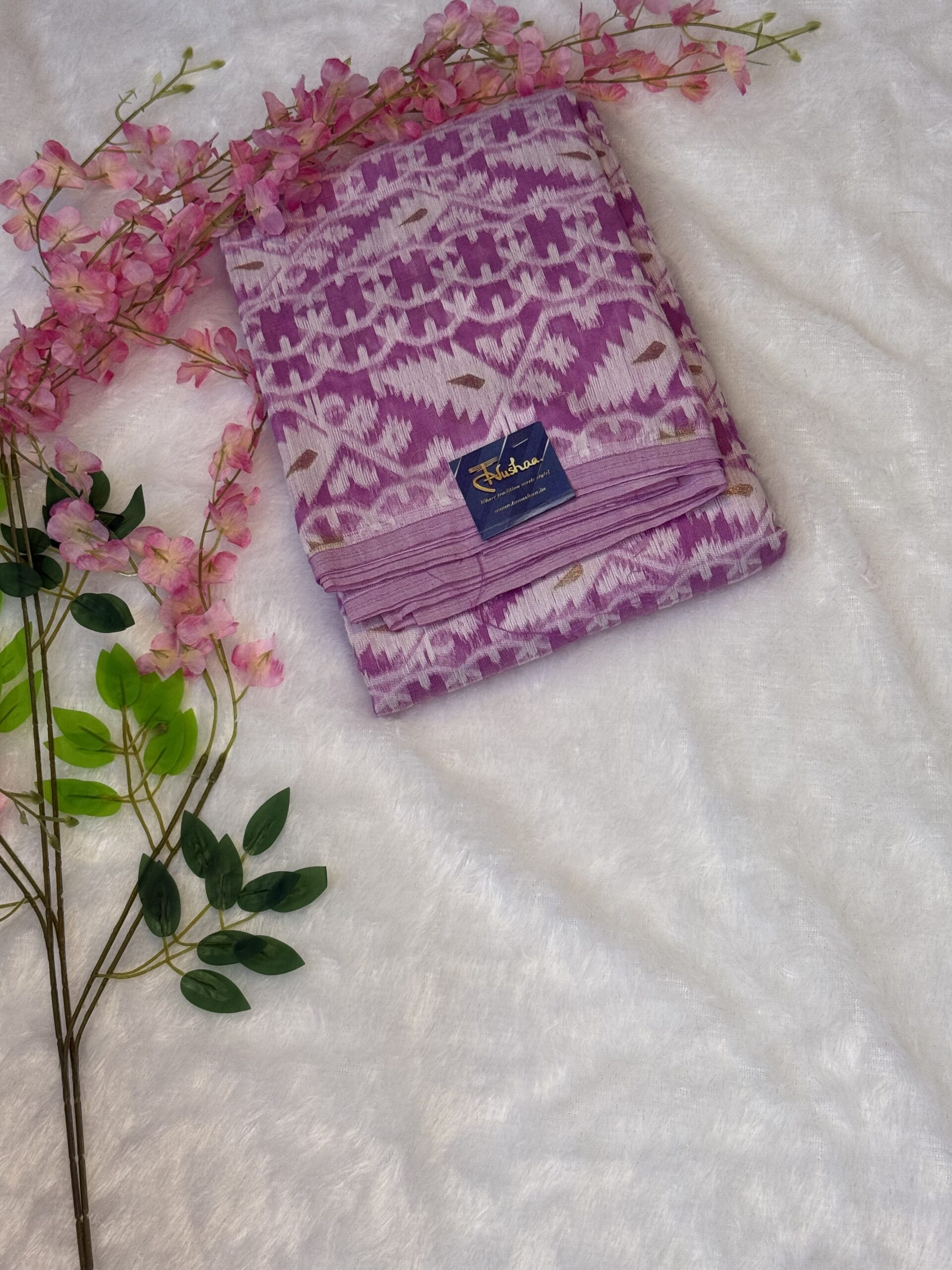 Semi Dhakai Jamdani Cotton Saree in Rose Pink & Snowy White - Image 2