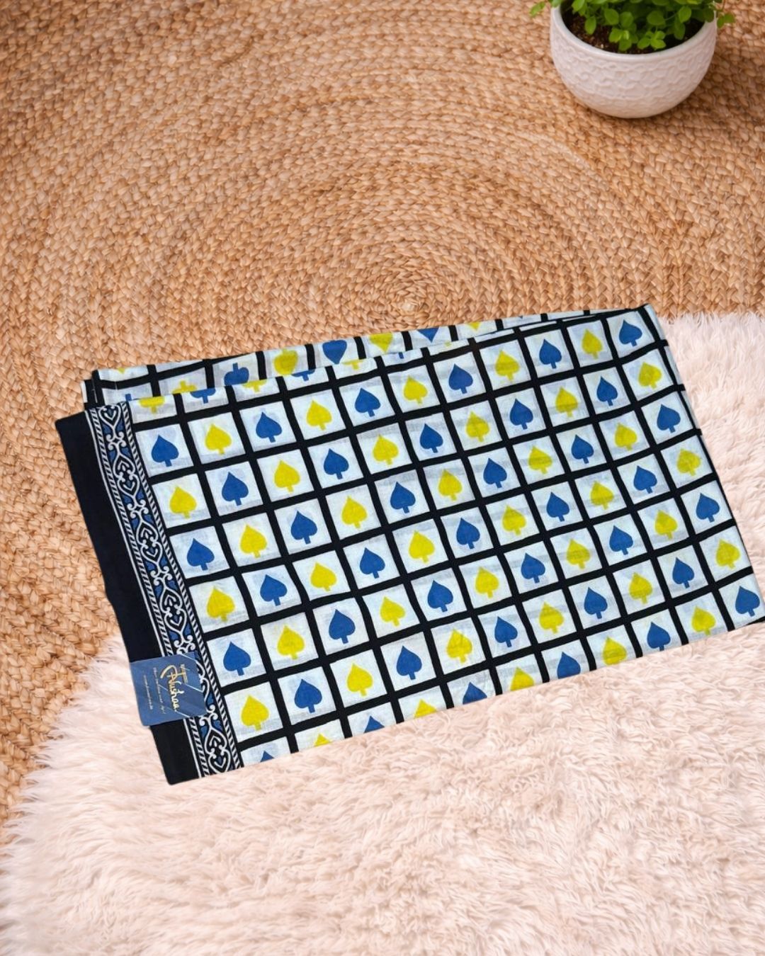 White Hand-Printed Cotton Suit - Image 2